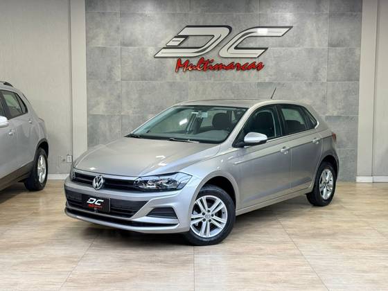 VOLKSWAGEN POLO 1.0 MPI TOTAL FLEX MANUAL VOLKSWAGEN POLO 1.0 MPI TOTAL FLEX MANUAL